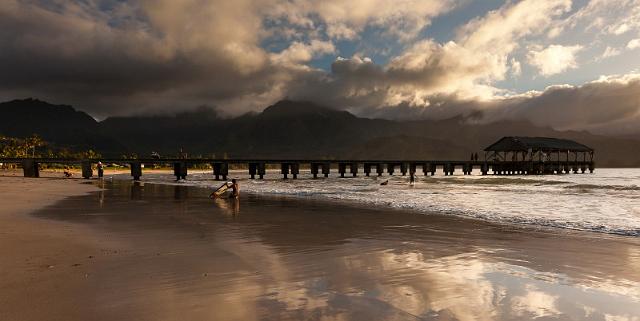 090 Kauai, Hanalei Pier.jpg